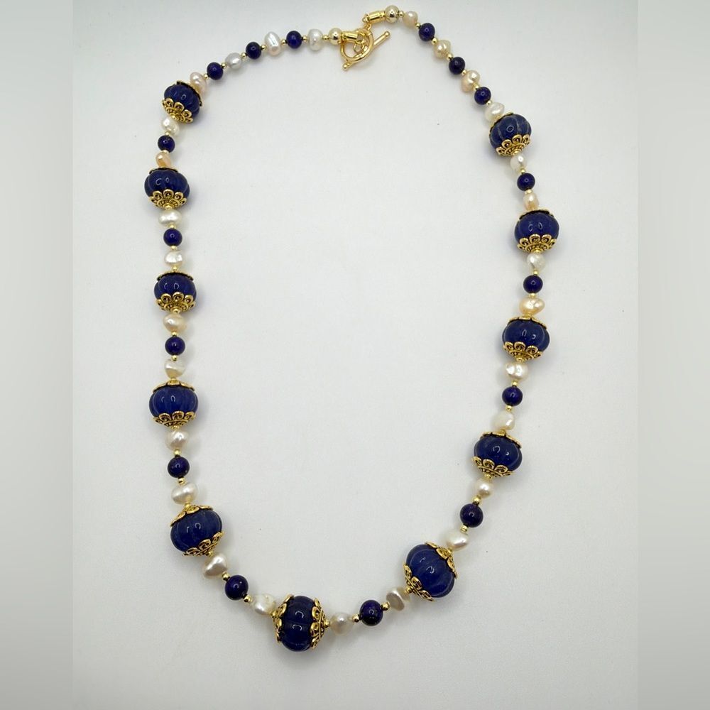 NWOT 22" Sapphire "pumpkin", pearls, and lapis necklace in‎ gold tone hardware!